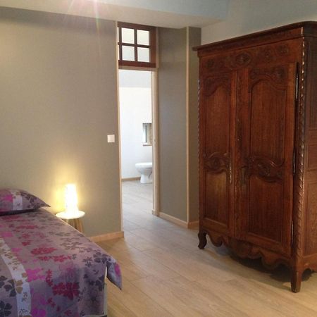 Bed and Breakfast La Thibaude - Livry Livry  Екстер'єр фото