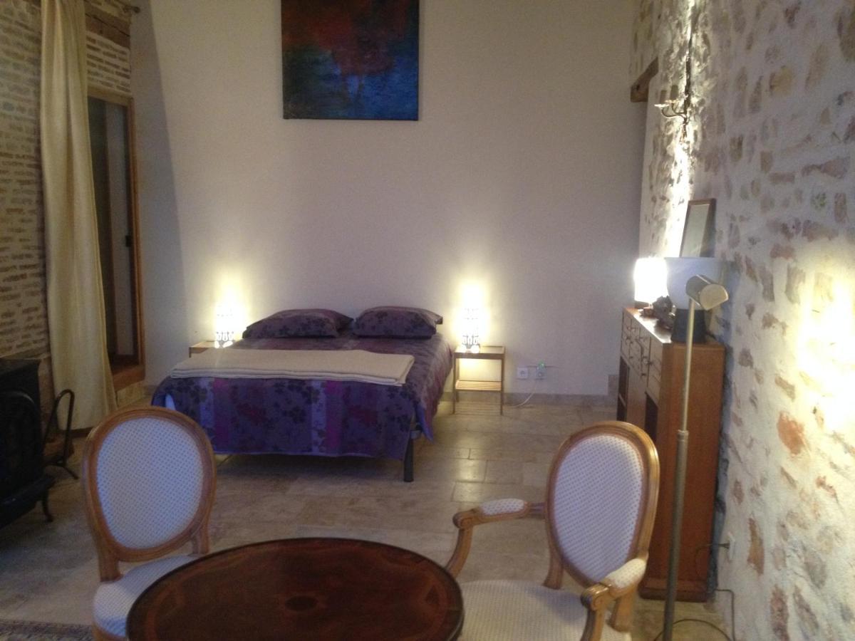 Bed and Breakfast La Thibaude - Livry Livry  Екстер'єр фото