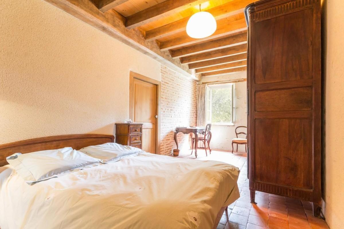 Bed and Breakfast La Thibaude - Livry Livry  Екстер'єр фото