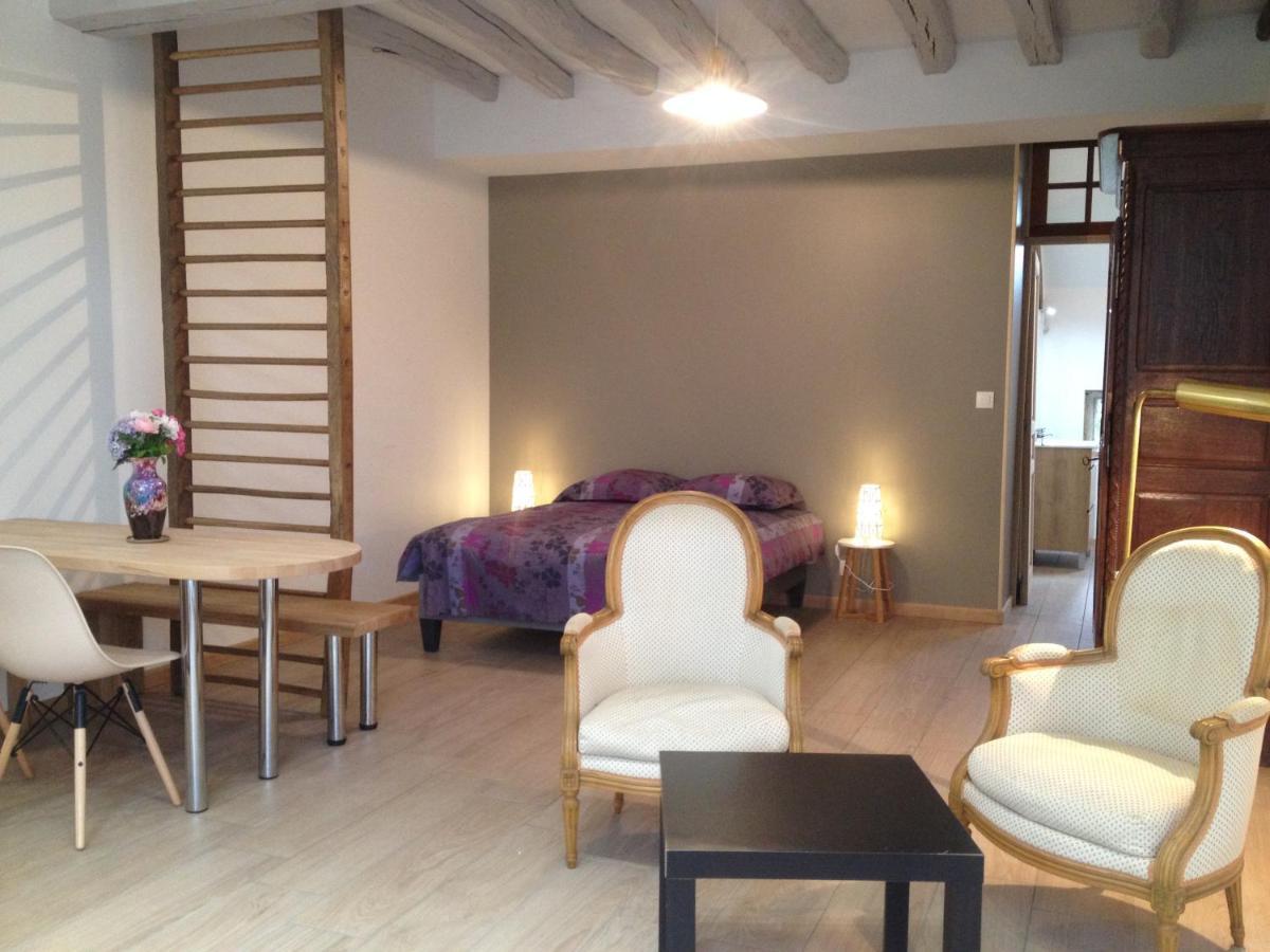 Bed and Breakfast La Thibaude - Livry Livry  Екстер'єр фото