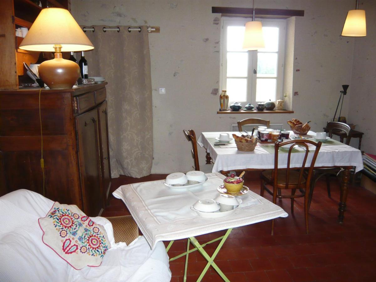 Bed and Breakfast La Thibaude - Livry Livry  Екстер'єр фото