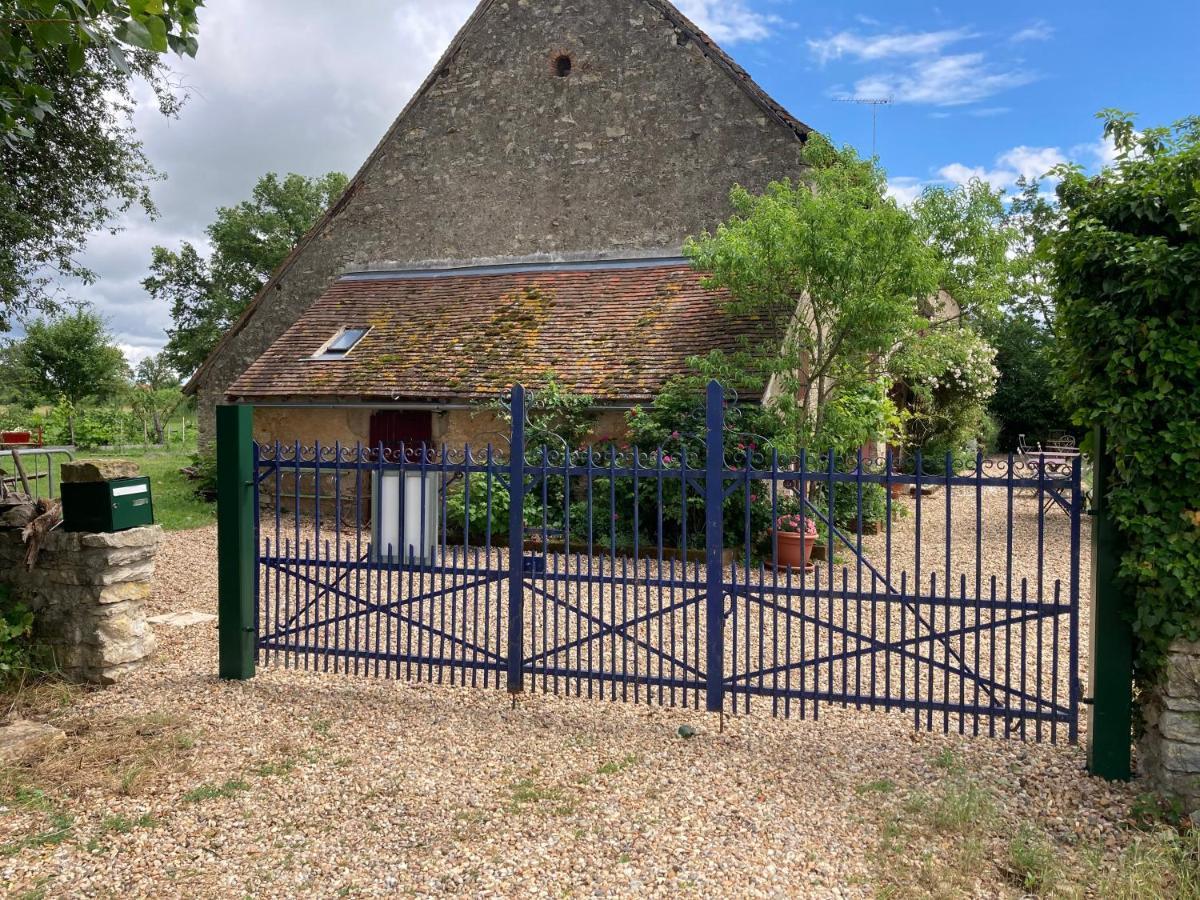Bed and Breakfast La Thibaude - Livry Livry  Екстер'єр фото
