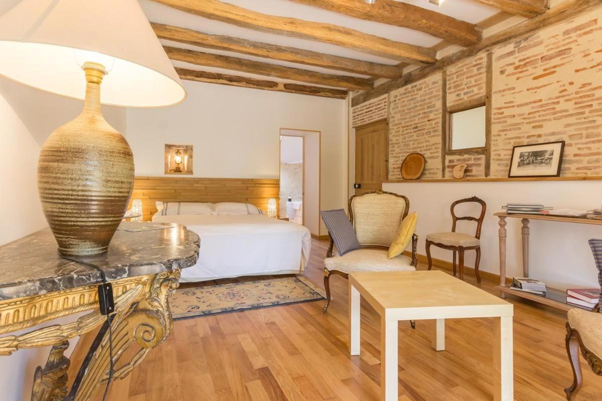 Bed and Breakfast La Thibaude - Livry Livry  Екстер'єр фото